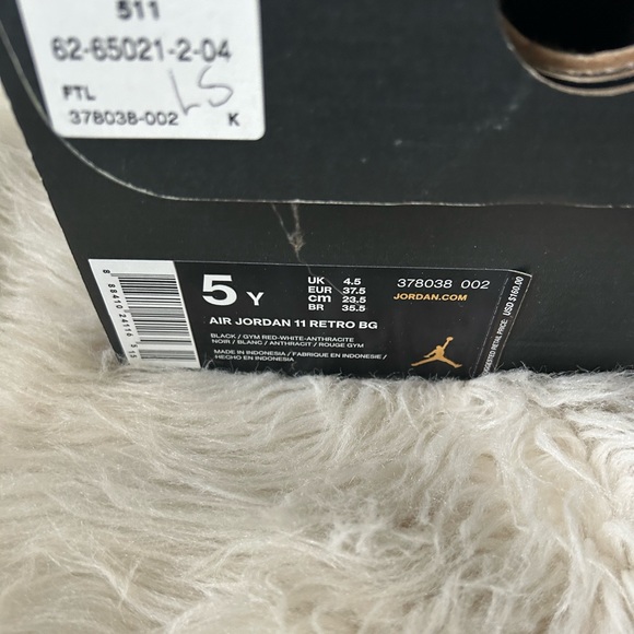 Air Jordan 11 Retro BG - Picture 2 of 3